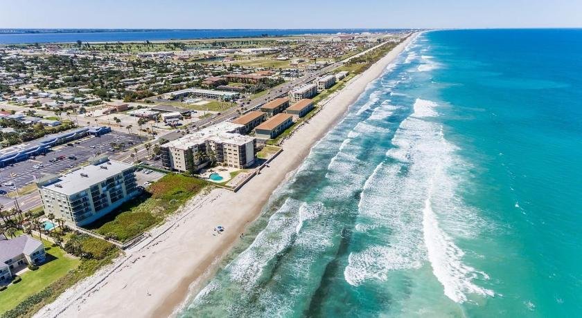 Beautiful beachside home